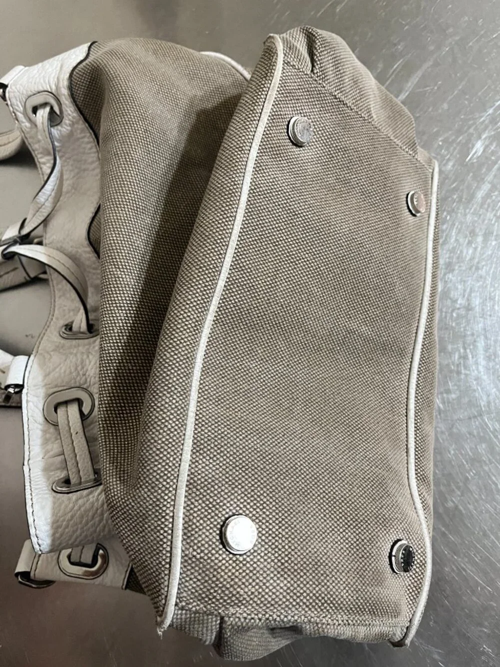 MICHAEL KORS Tan & White Marina Canvas Drawstring Bucket Bag